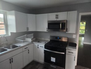 5078 W Adams St, Unit 1 in Chicago, IL - Building Photo - Building Photo