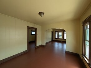 36 Cornwall Ave in Buffalo, NY - Building Photo - Building Photo