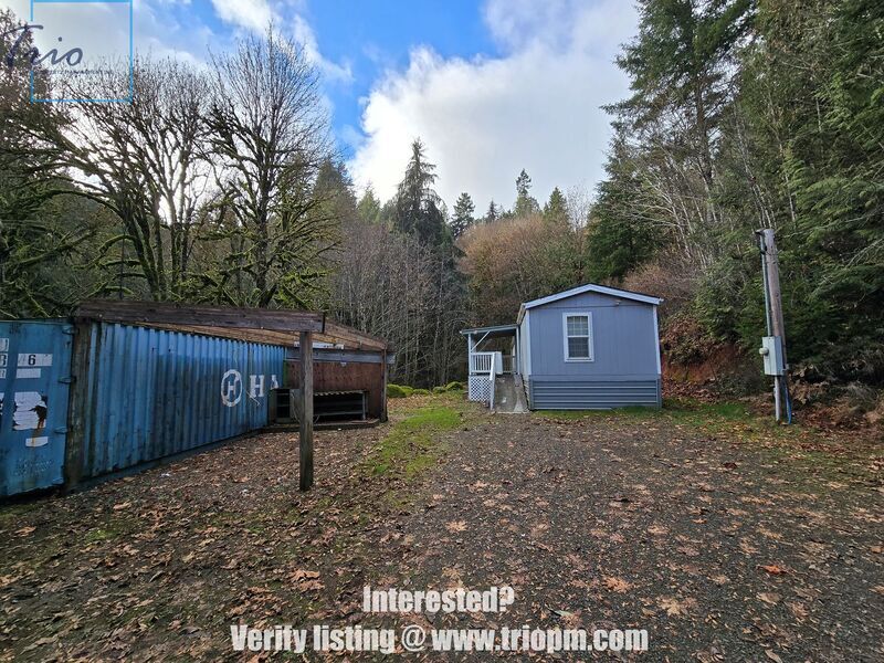 22028 Penn Rd in Veneta, OR - Building Photo