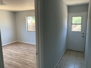 825 Raaberg Way in Santa Maria, CA - Building Photo - Building Photo
