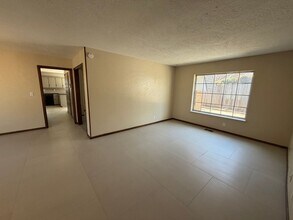 220 Cherry Creek Dr in Norman, OK - Building Photo - Building Photo