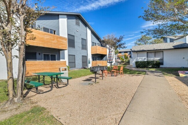 Ascent at Quail Creek in Austin, TX - Foto de edificio - Building Photo