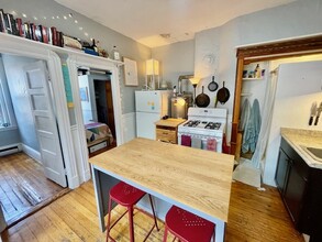 14 Unity St, Unit APT6 in Boston, MA - Foto de edificio - Building Photo