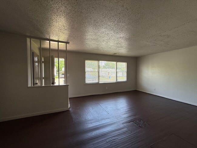 1726 E Young Pl in Tulsa, OK - Building Photo - Building Photo