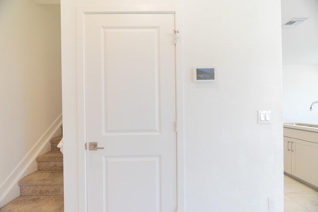 8618 Via Mar Via in Lake Worth, FL - Building Photo - Building Photo