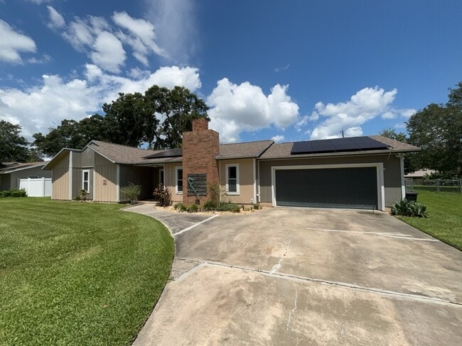 property at 2767 SE 35th St