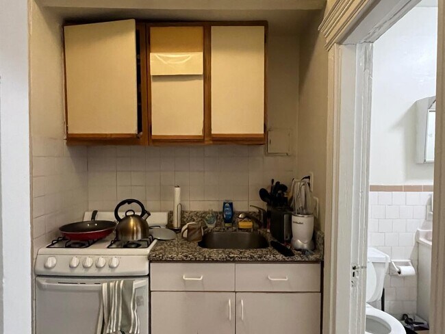 157-113 Hemenway St, Unit 49 in Boston, MA - Building Photo - Building Photo