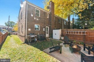 110 E Rosemont Ave in Alexandria, VA - Building Photo - Building Photo