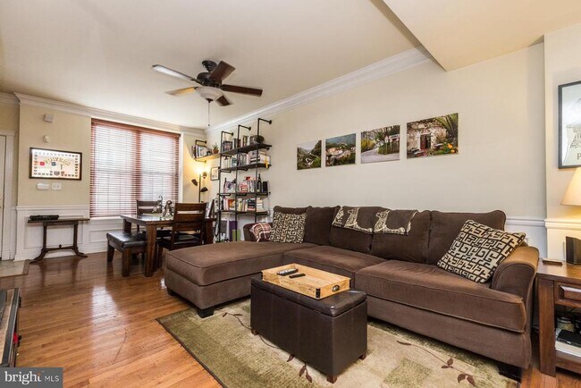 916 S 25th St in Philadelphia, PA - Building Photo - Building Photo