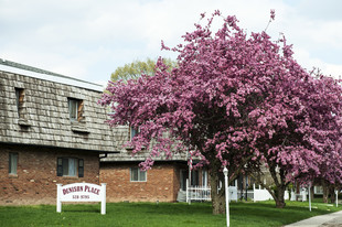 Denison Place Apartments