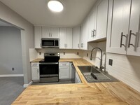 Poplar Hall Apartments in Norfolk, VA - Building Photo - Building Photo