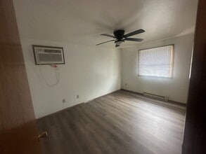 351 Main St in Belgium, WI - Building Photo - Building Photo
