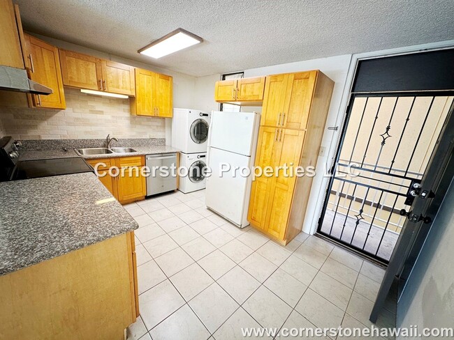 95-2048-2048 Waikalani Dr in Mililani, HI - Building Photo - Building Photo