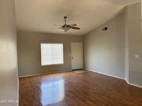 2609 E Angela Dr in Phoenix, AZ - Building Photo - Building Photo