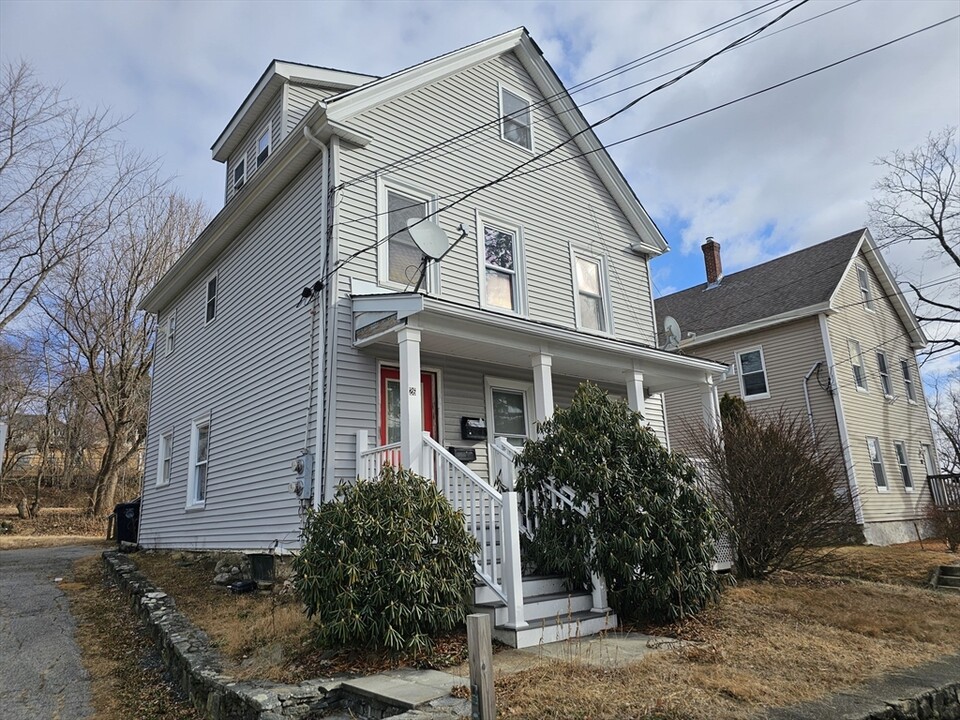 26 Beach St-Unit -2 in Marlborough, MA - Building Photo