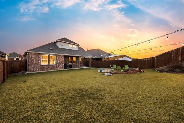 11021 Canyon Mine Dr in Aubrey, TX - Building Photo - Building Photo