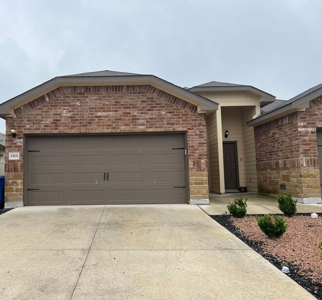 1515 Lucille St