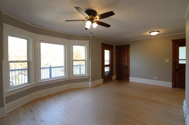 2857 N Murray Ave, Unit 2857 in Milwaukee, WI - Foto de edificio - Building Photo