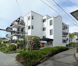 Robin Apartments in Seattle, WA - Foto de edificio - Building Photo