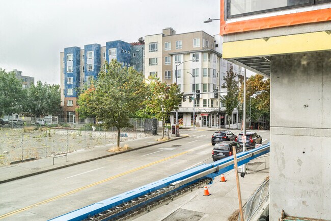 5001 Brooklyn Ave NE in Seattle, WA - Building Photo - Building Photo