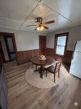 706 South St in Waterloo, IA - Building Photo - Building Photo