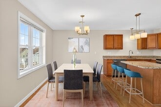 33 Caffoni Dr in Leominster, MA - Building Photo - Building Photo