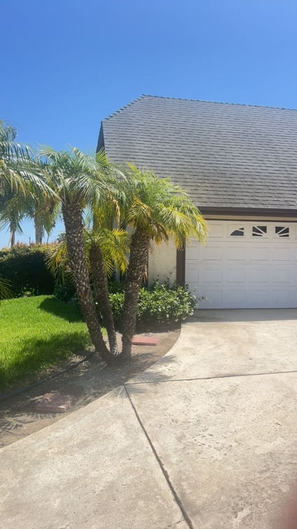 property at 1356 Bobolink Dr
