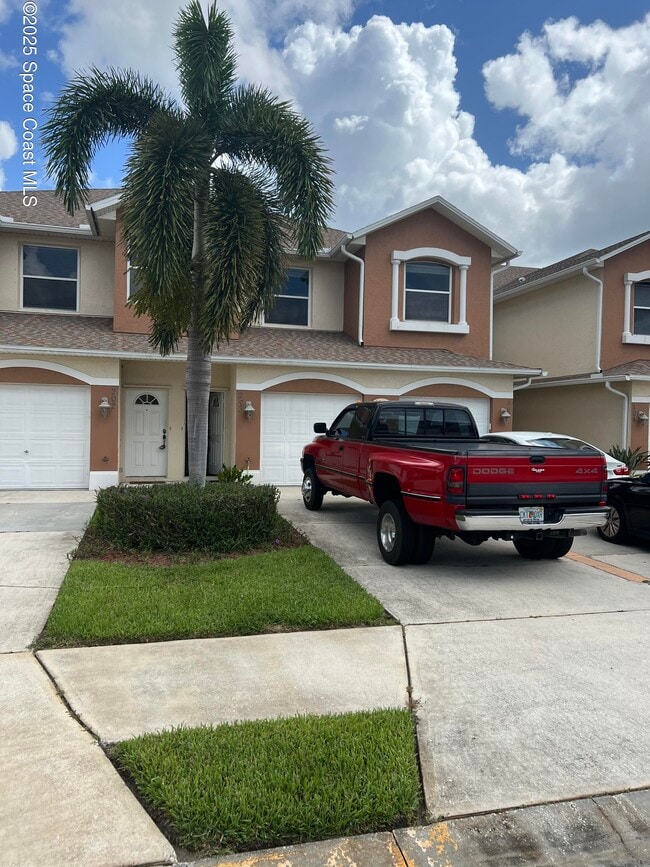 property at 1040 Venetian Dr