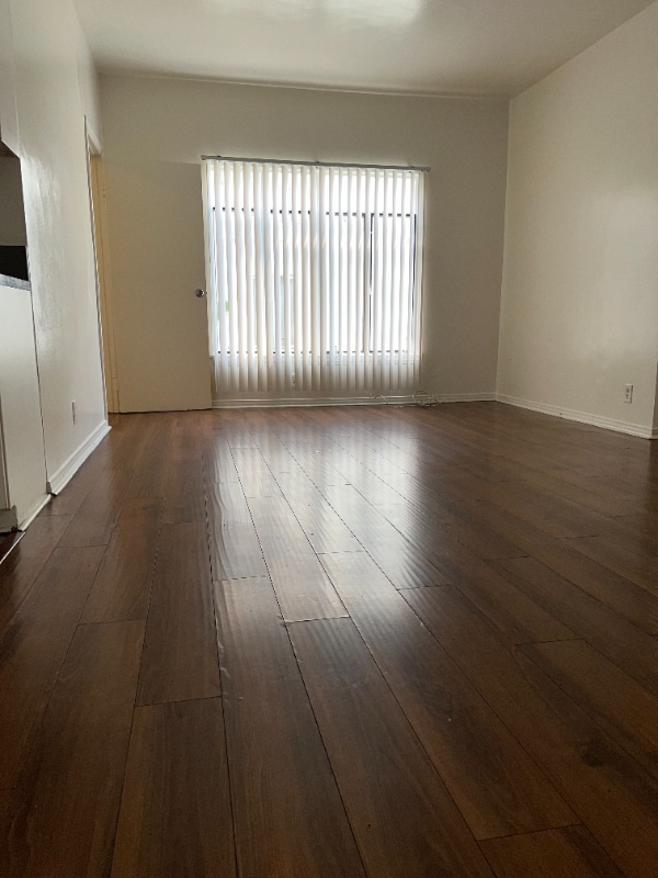 property at 615 Normandie Ave