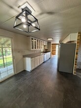 15667 Richardson Ln in Klamath Falls, OR - Building Photo - Building Photo
