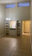 10075 Westpark Dr in Houston, TX - Building Photo - Building Photo