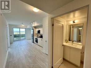 1831 Simcoe St N in Oshawa, ON - Building Photo - Building Photo