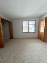 17 Brown St, Unit 2R in New Haven, CT - Building Photo - Building Photo