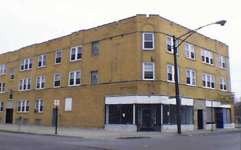 4022 W Montrose Ave in Chicago, IL - Building Photo - Building Photo