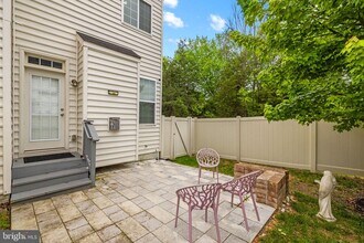 41676 Blue Grama Cir in Aldie, VA - Building Photo - Building Photo