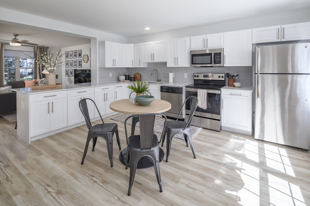 Yugo Auburn North Apartments Auburn, AL Apartments For Rent