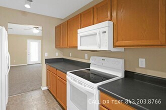 7885 Park Gate Dr in North Charleston, SC - Building Photo - Building Photo