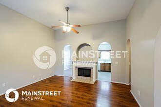 12879 Woodland Park Cir in Mc Calla, AL - Building Photo - Building Photo