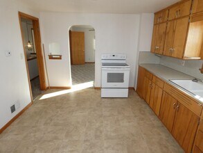 137 N Wacouta Ave in Prairie Du Chien, WI - Building Photo - Building Photo