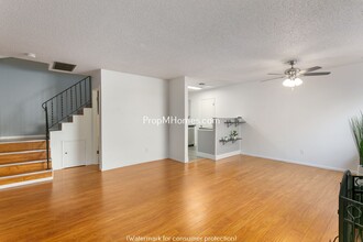 6081 SW Valley Ave in Beaverton, OR - Foto de edificio - Building Photo