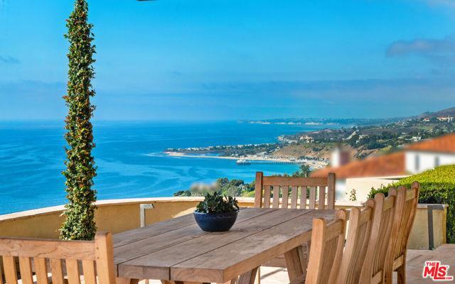 property at 3235 Rambla Pacifico St