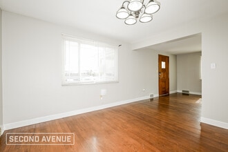 1254 Edgewood Dr in Homestead, PA - Building Photo - Building Photo