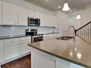 2042 Windsor Park Ave in Dacula, GA - Building Photo - Building Photo