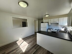 1020 Somerset St in Saint John, NB - Building Photo - Building Photo