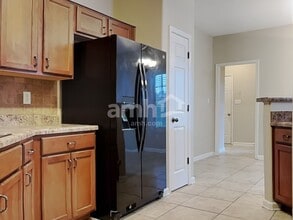 5797 Savannah Pky in Southaven, MS - Foto de edificio - Building Photo