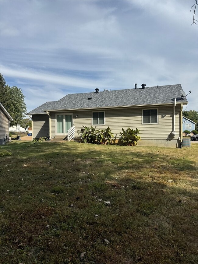 2016 Freemantle Ct in Florissant, MO - Building Photo - Building Photo