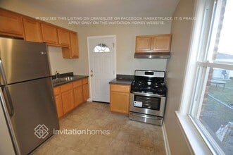 10714 S Kedzie Ave in Chicago, IL - Building Photo - Building Photo