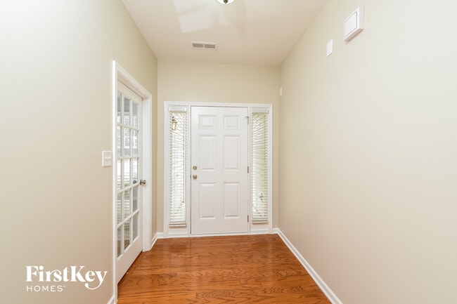 6063 Willomere Cir in Winston-Salem, NC - Foto de edificio - Building Photo