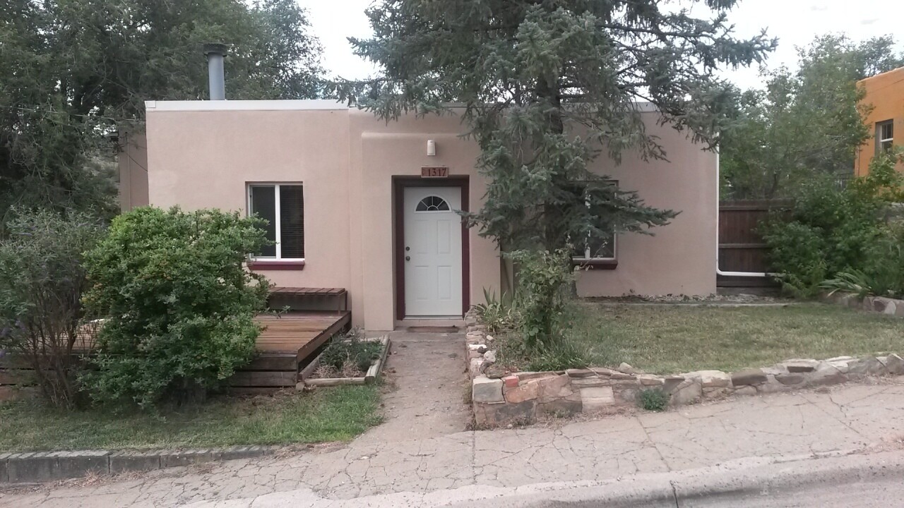 1317 W Kelly St in Silver City, NM - Building Photo