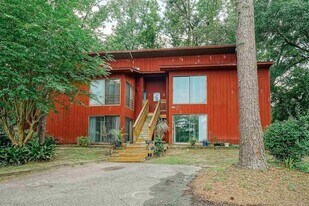 1800 Nicklaus Dr in Tallahassee, FL - Building Photo